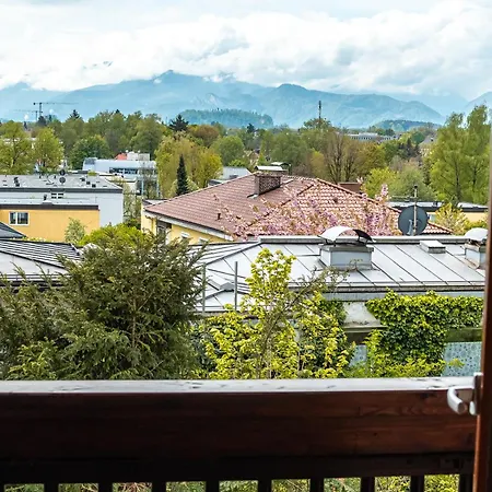 Hotel Garni Haus Arenberg 4*