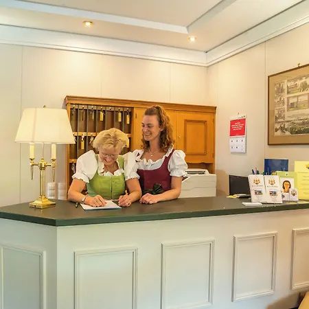 Garni Haus Arenberg Hotel 4*