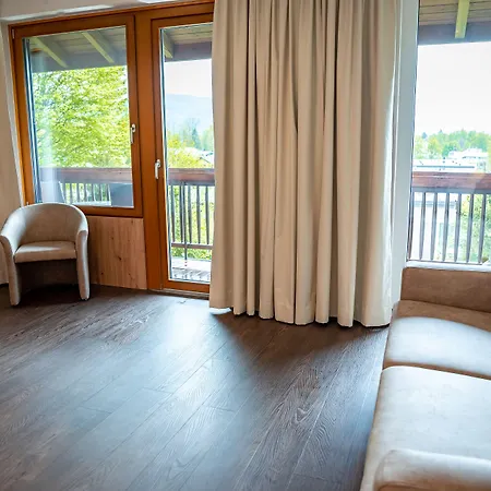 Hotel Garni Haus Arenberg 4*