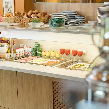 ホテル Haus Arenberg 4*