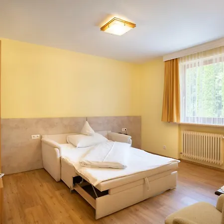 Haus Arenberg 4* ザルツブルク