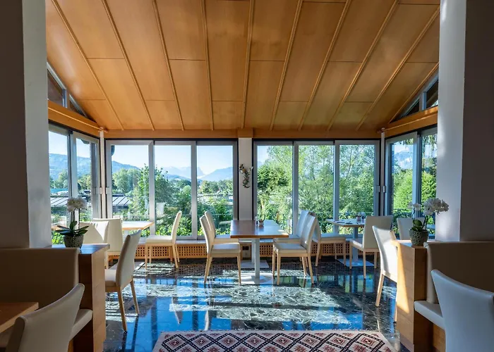 Hotel Haus Arenberg 4*