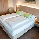 Haus Arenberg 4* Зальцбург