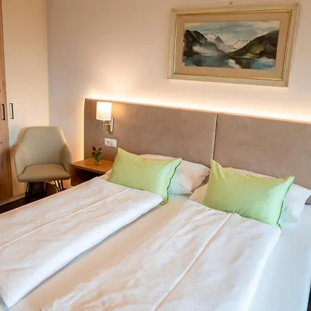 Haus Arenberg Hotel 4*