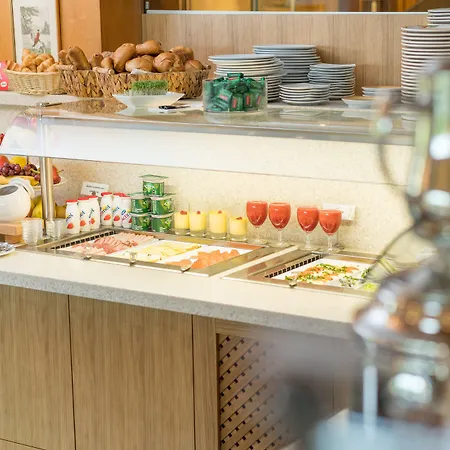 Hotel Haus Arenberg 4*